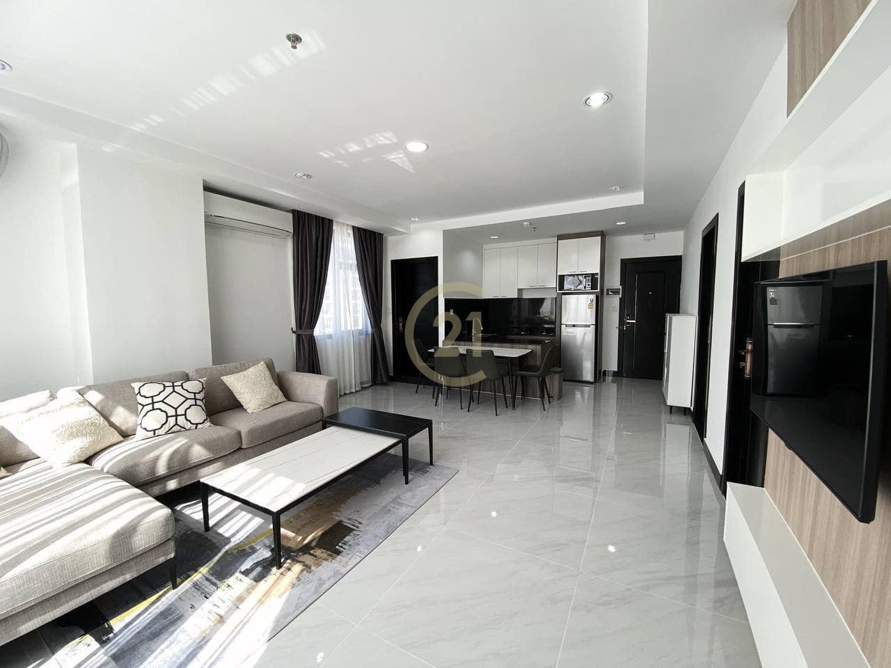 LUXURIOUS TWO BEDROOM FOR RENT