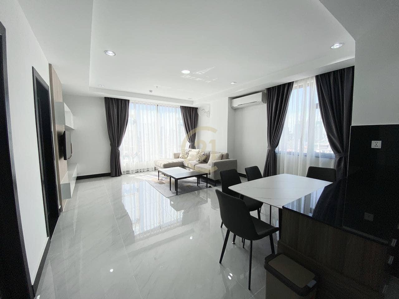 LUXURIOUS TWO BEDROOM FOR RENT