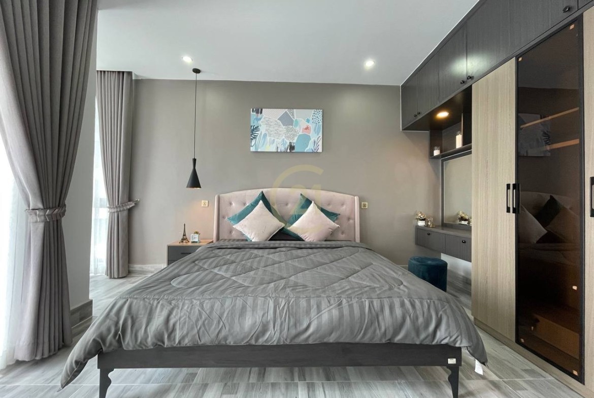 MODERN TWO BEDROOM FOR RENT