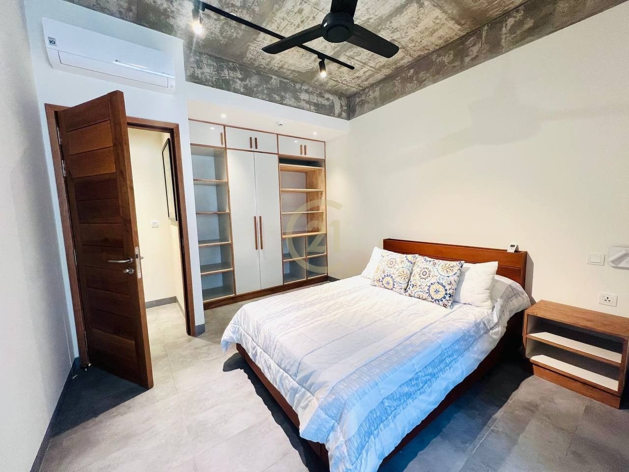 481246518_631658729604100_6116430799175477403_n VINTAGE THREE BEDROOM FOR RENT