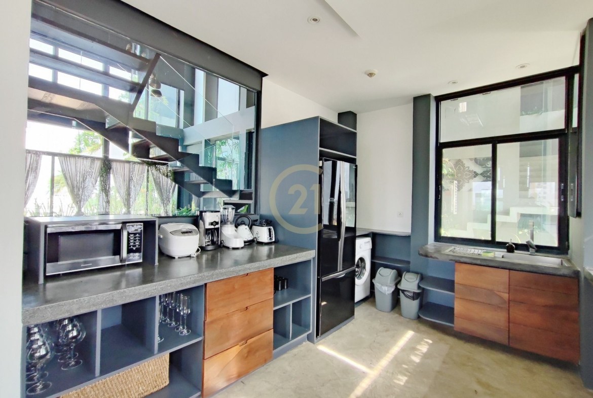 ELEGANT PENTHOUSE FOR RENT