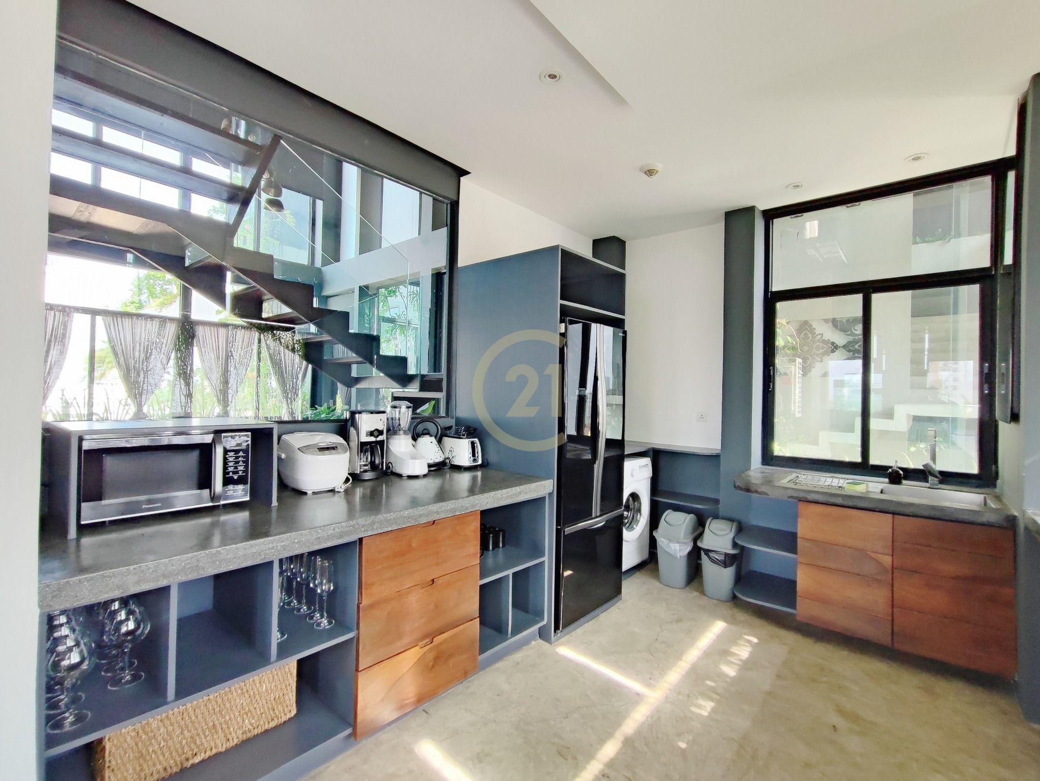 481250574_637029492400357_1706880857978638455_n ELEGANT PENTHOUSE FOR RENT
