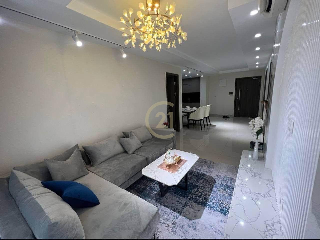 LUXURIOUS THREE BEDROOM FOR RENT