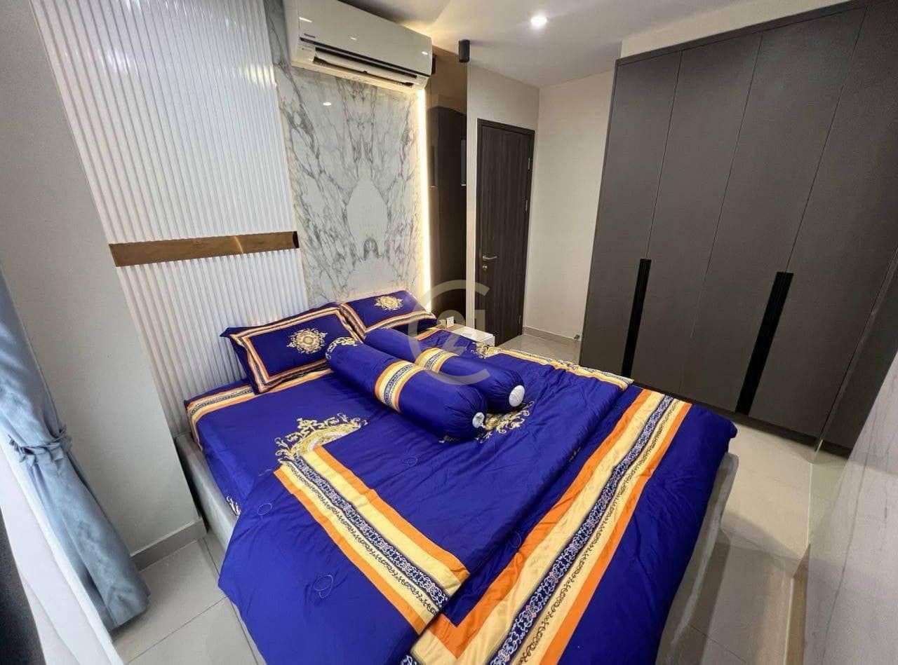 LUXURIOUS THREE BEDROOM FOR RENT