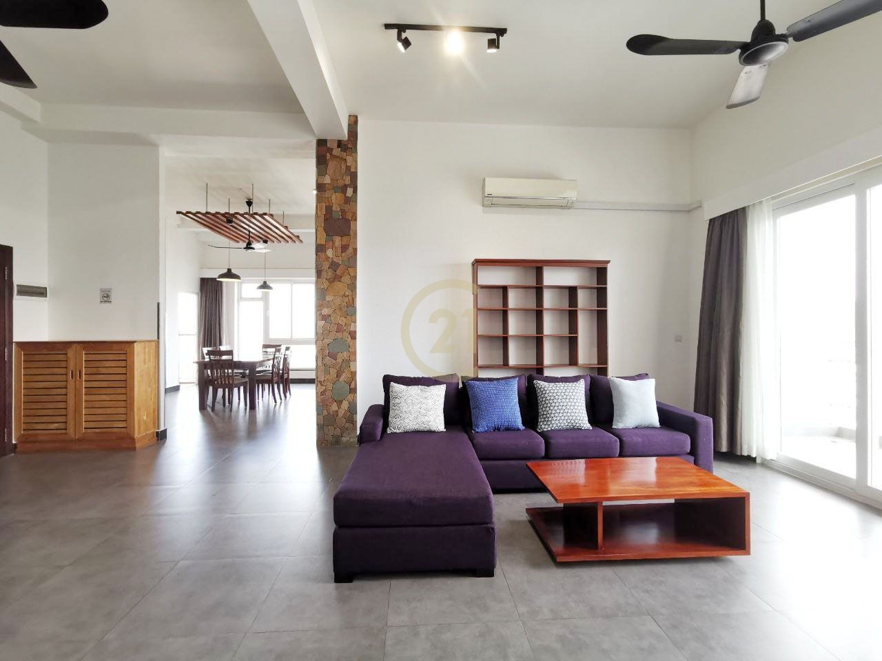 SPECIOUS THREE BEDROOM FOR RENT