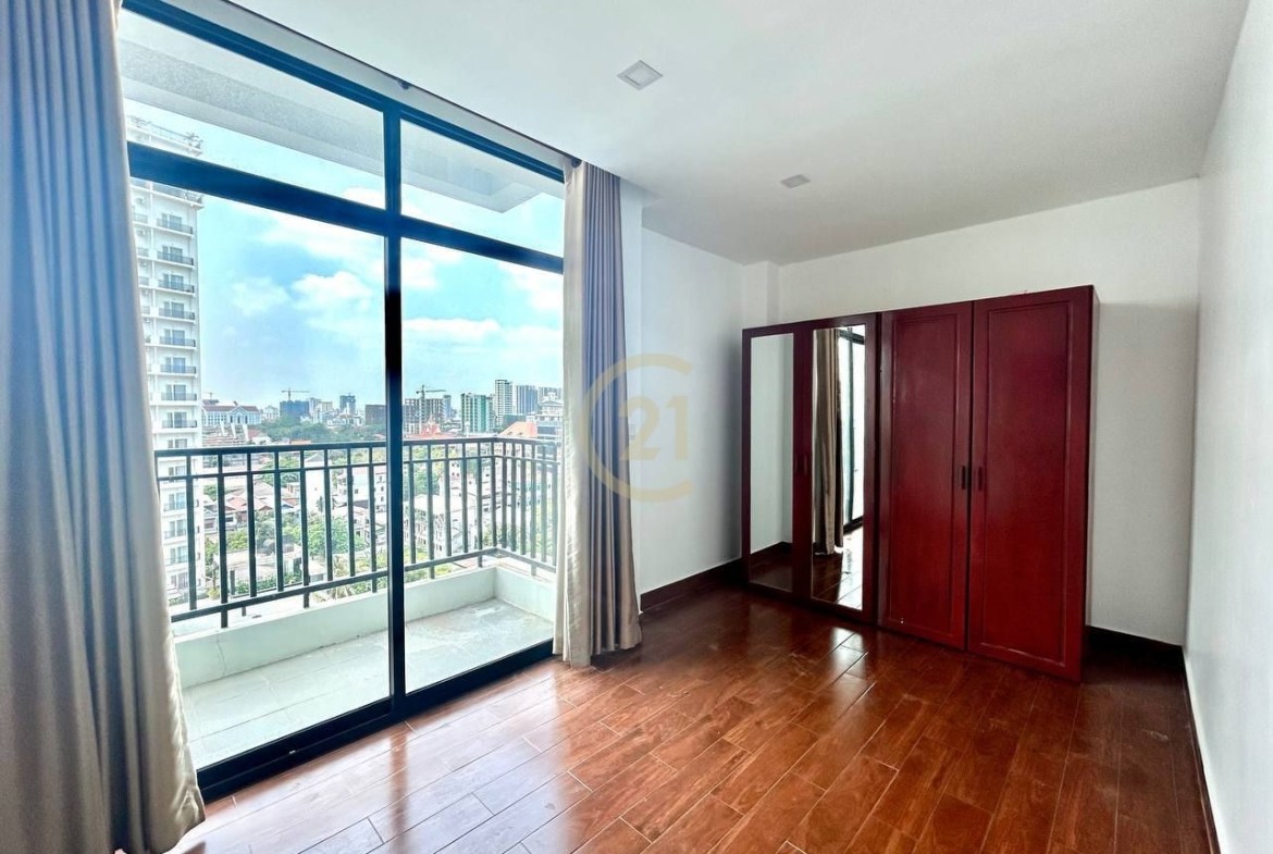 PREMIUM THREE BEDROOM FOR RENT