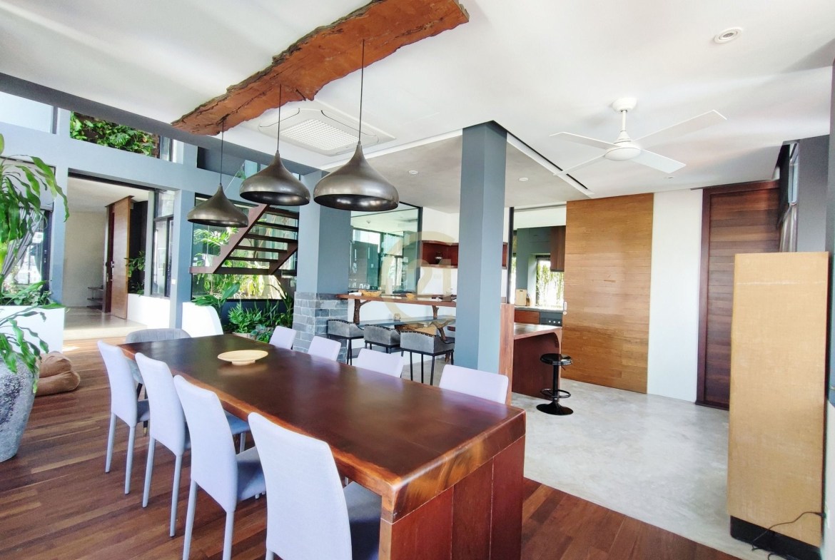ELEGANT PENTHOUSE FOR RENT