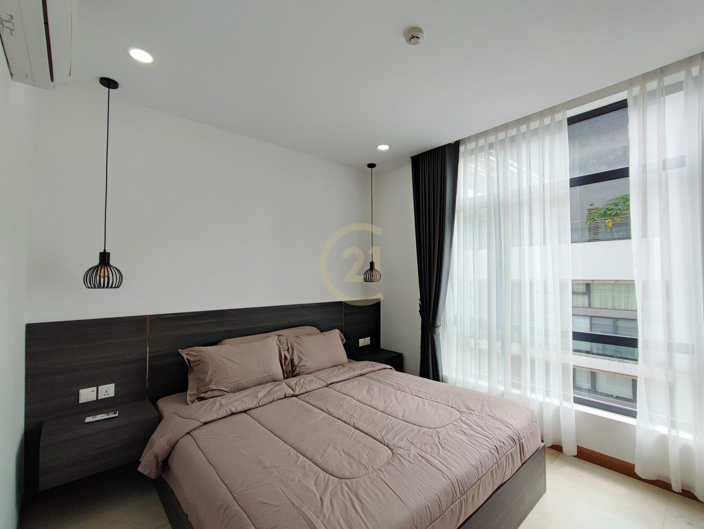 STYLISH ONE BEDROOM FOR RENT