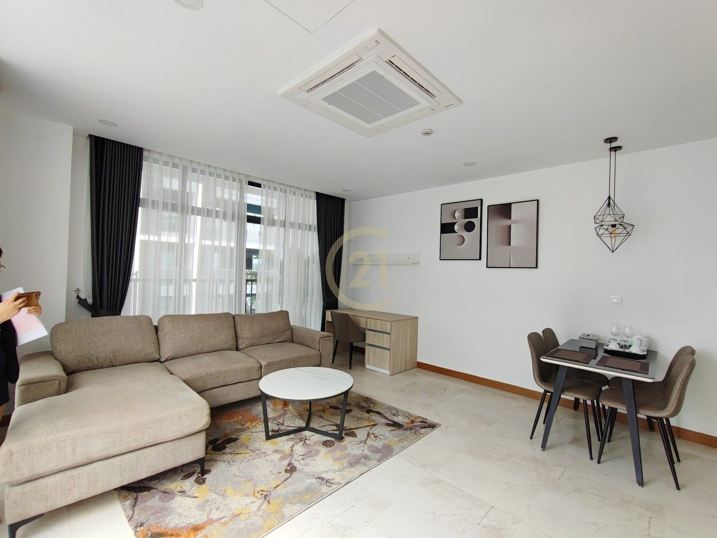 STYLISH ONE BEDROOM FOR RENT