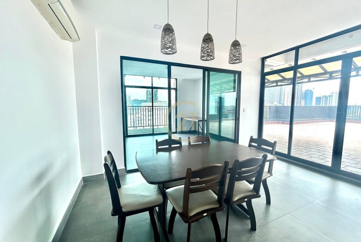 PREMIUM THREE BEDROOM FOR RENT