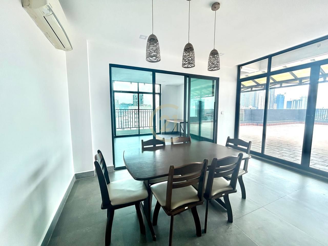 PREMIUM THREE BEDROOM FOR RENT