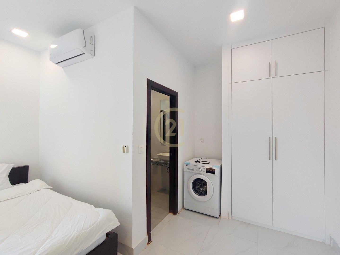 PRECIOUS ONE BEDROOM FOR RENT