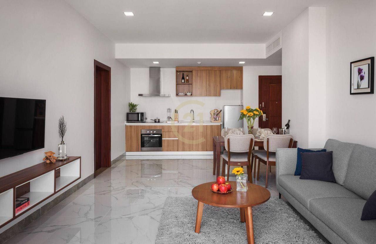LUXURIOUS THREE BEDROOM FOR RENT