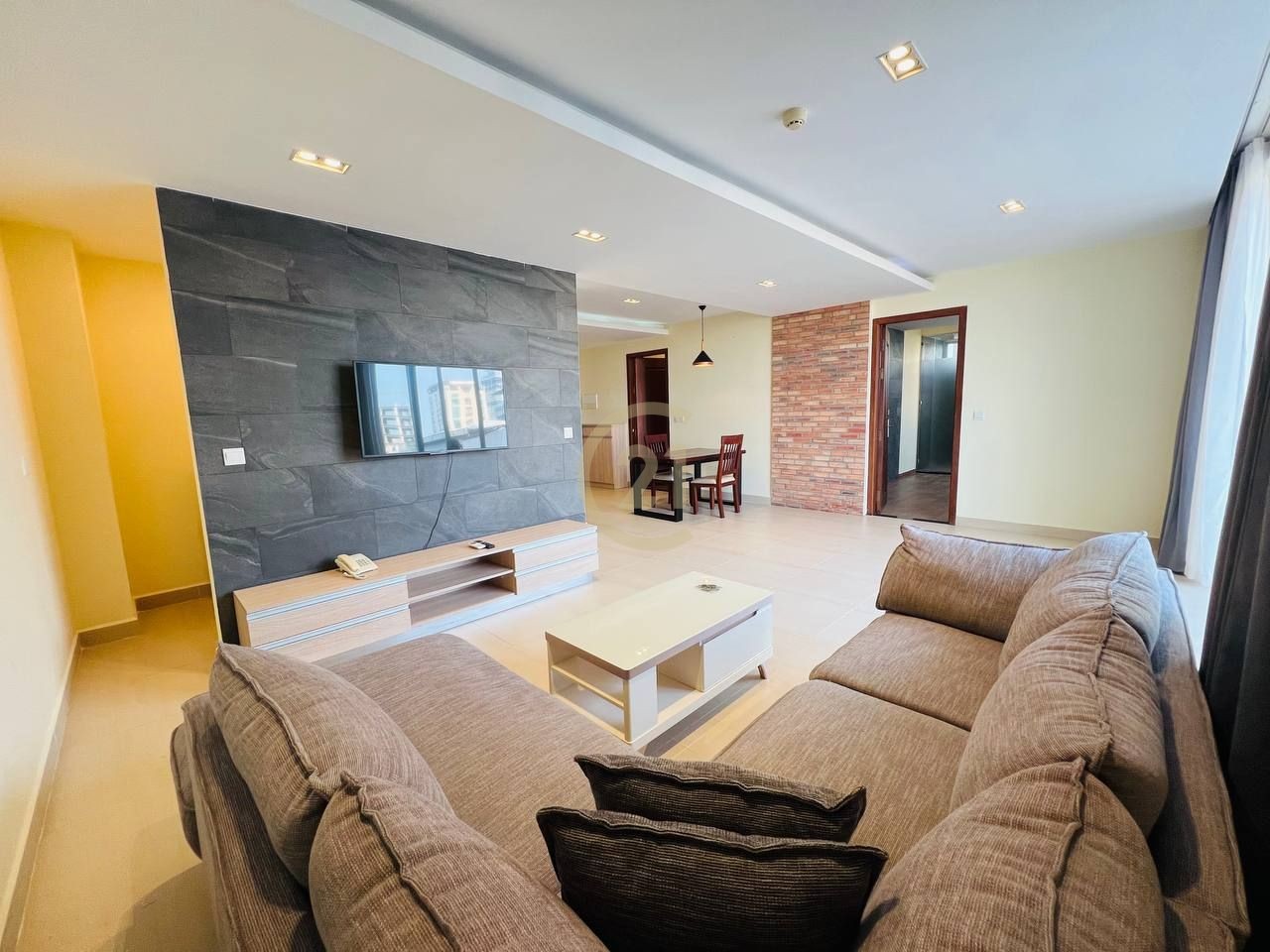 SPECIOUS TWO BEDROOM FOR RENT