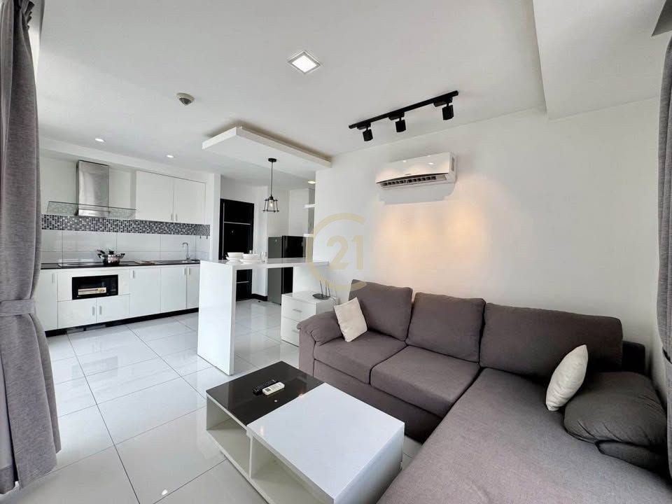Luxury One Bedroom For Rent At BKK3