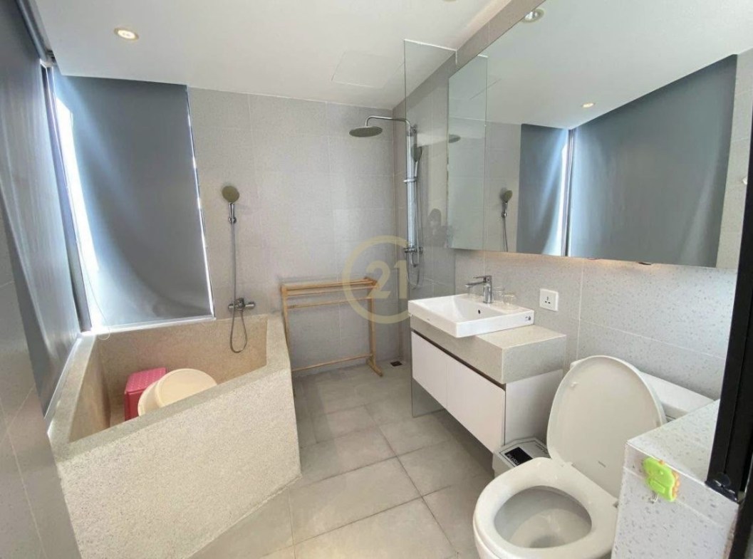 Luxury Three bedroom for rent At TK