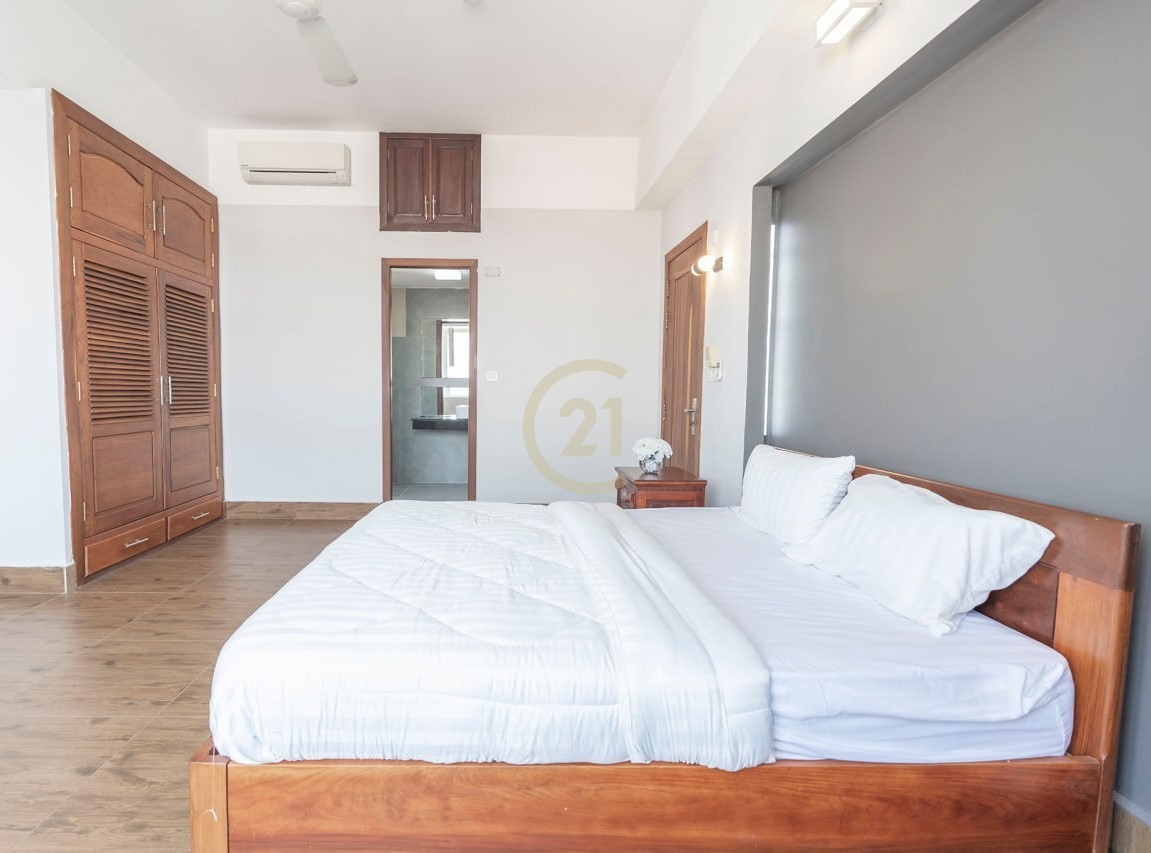 Spacious 3-Bedroom for Rent in Toul Tompoung
