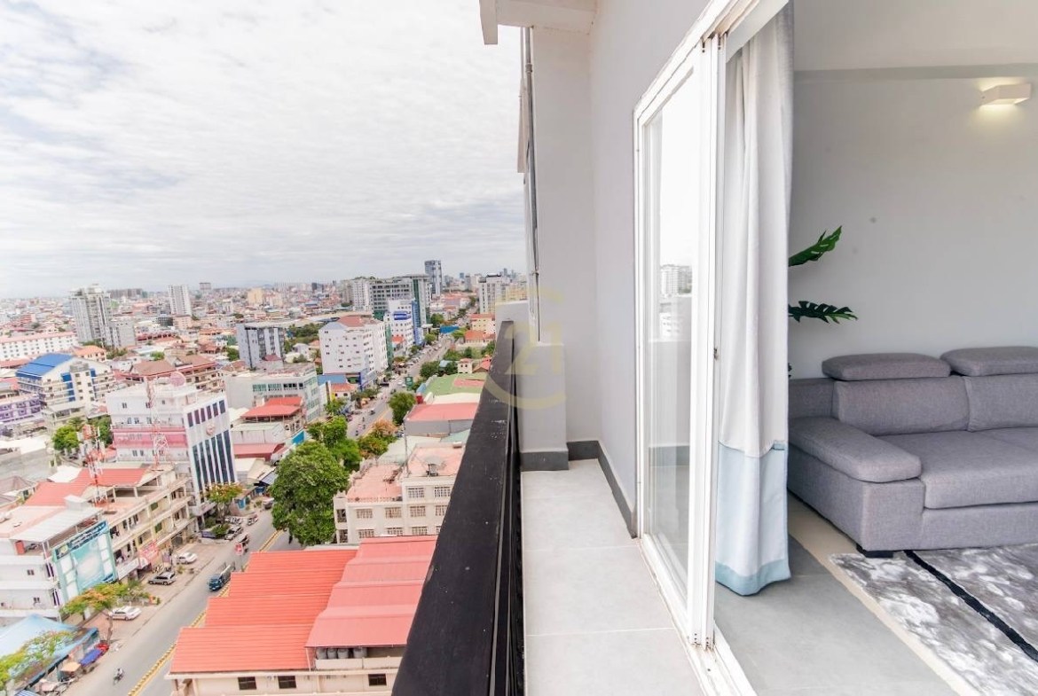 Spacious 3-Bedroom for Rent in Toul Tompoung