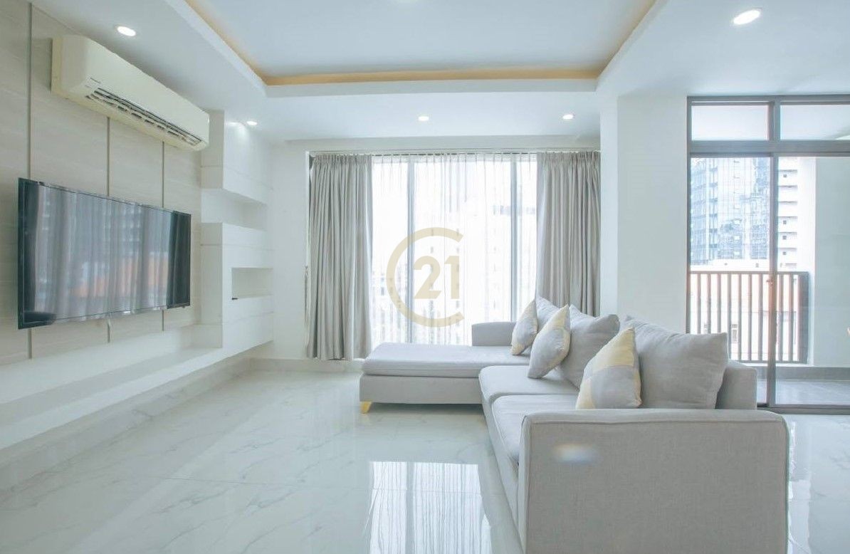 Luxury Two Bedroom For Rent At BKK1
