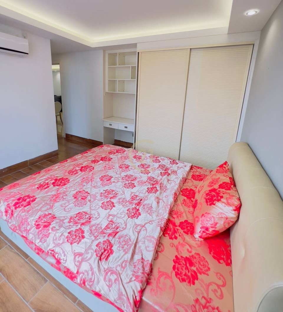 Modern 3-Bedroom Apartment for Rent in BKK1