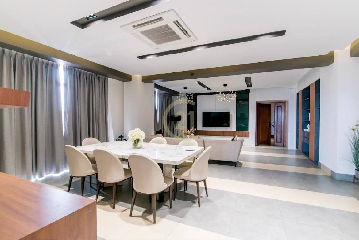 Luxuries Penthouse 3 Bedroom For Rent at TTP