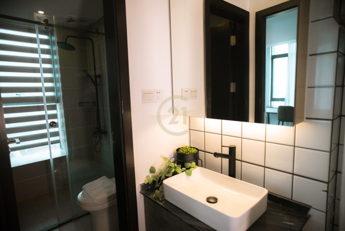 Modern 1-BR Apartment for Rent in BKK1