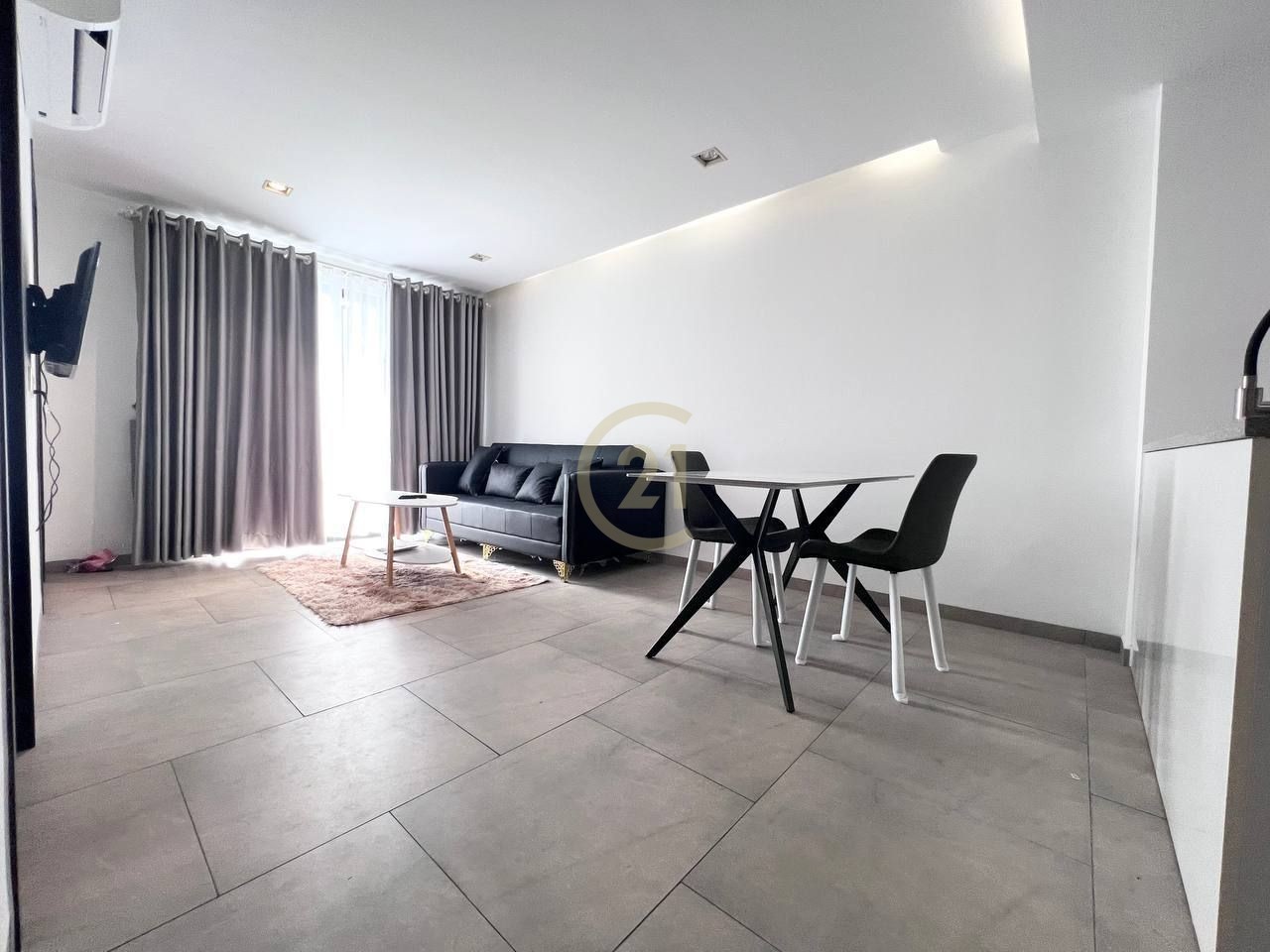 Condo 2 Bedroom For Rent at Urban Village