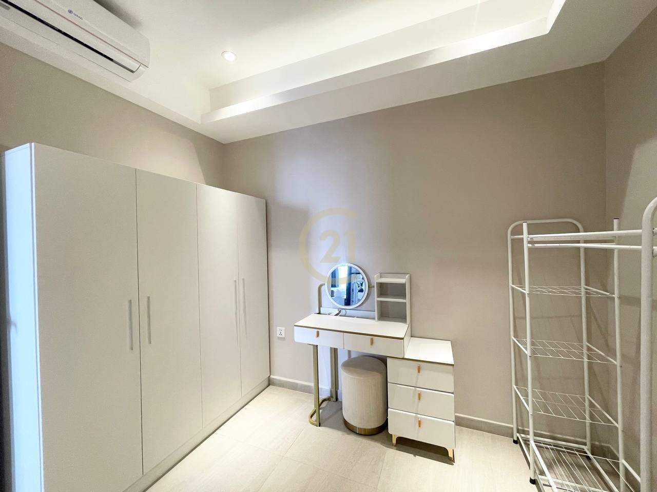 LUXURIOUS TWO BEDROOM FOR RENT