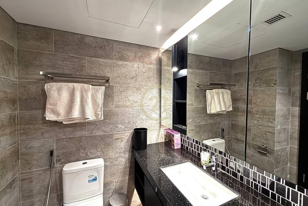 WESTERN ONE BEDROOM FOR RENT