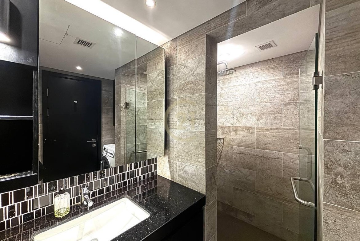 WESTERN ONE BEDROOM FOR RENT