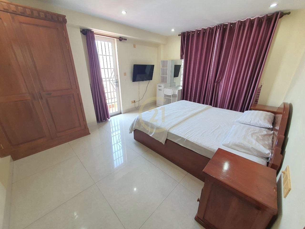 NICE TWO BEDROOM FOR RENT