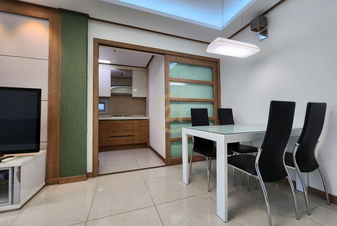 PRECIOUS ONE BEDROOM FOR RENT