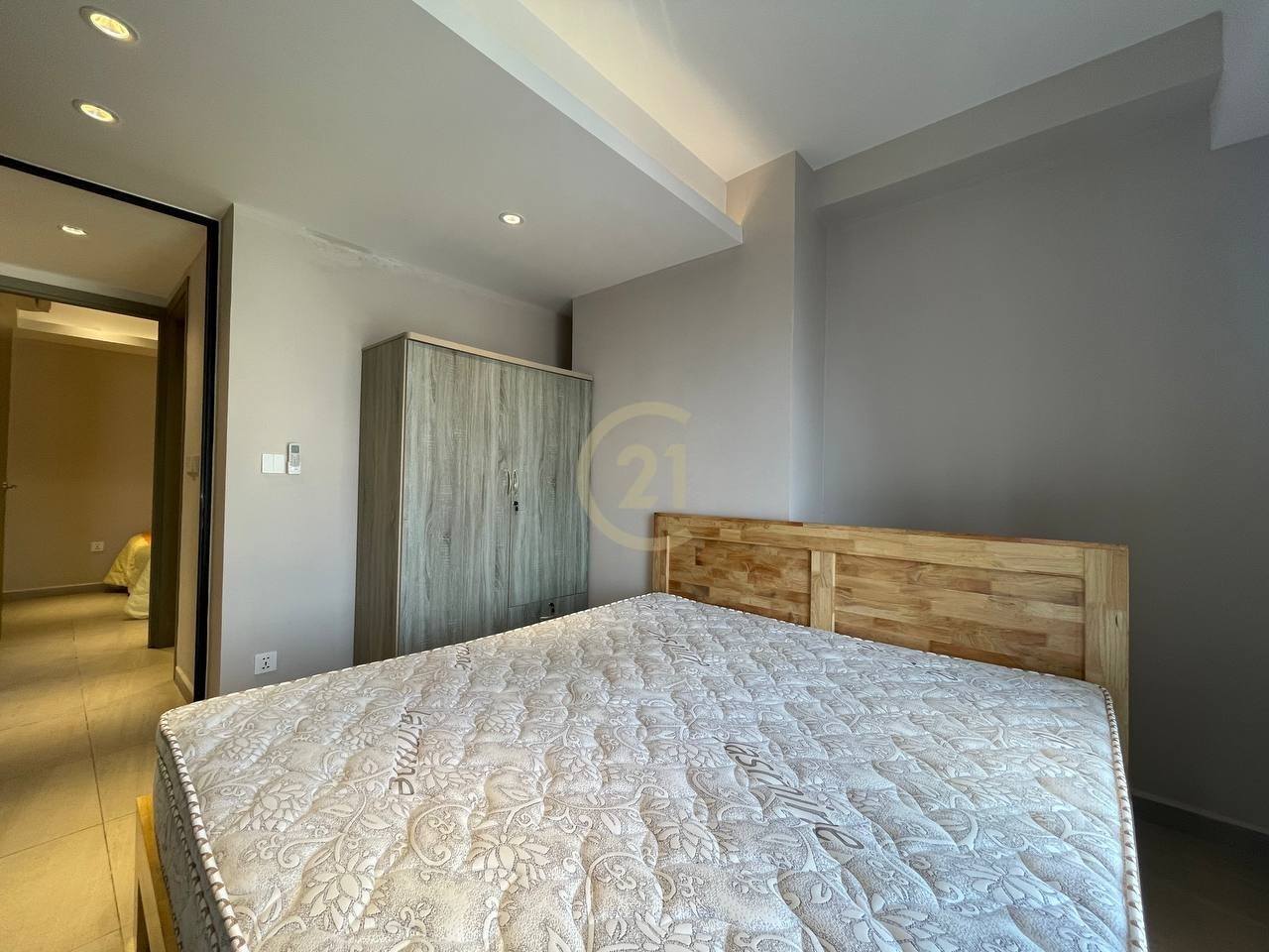 WESTERN TWO BEDROOM FOR RENT
