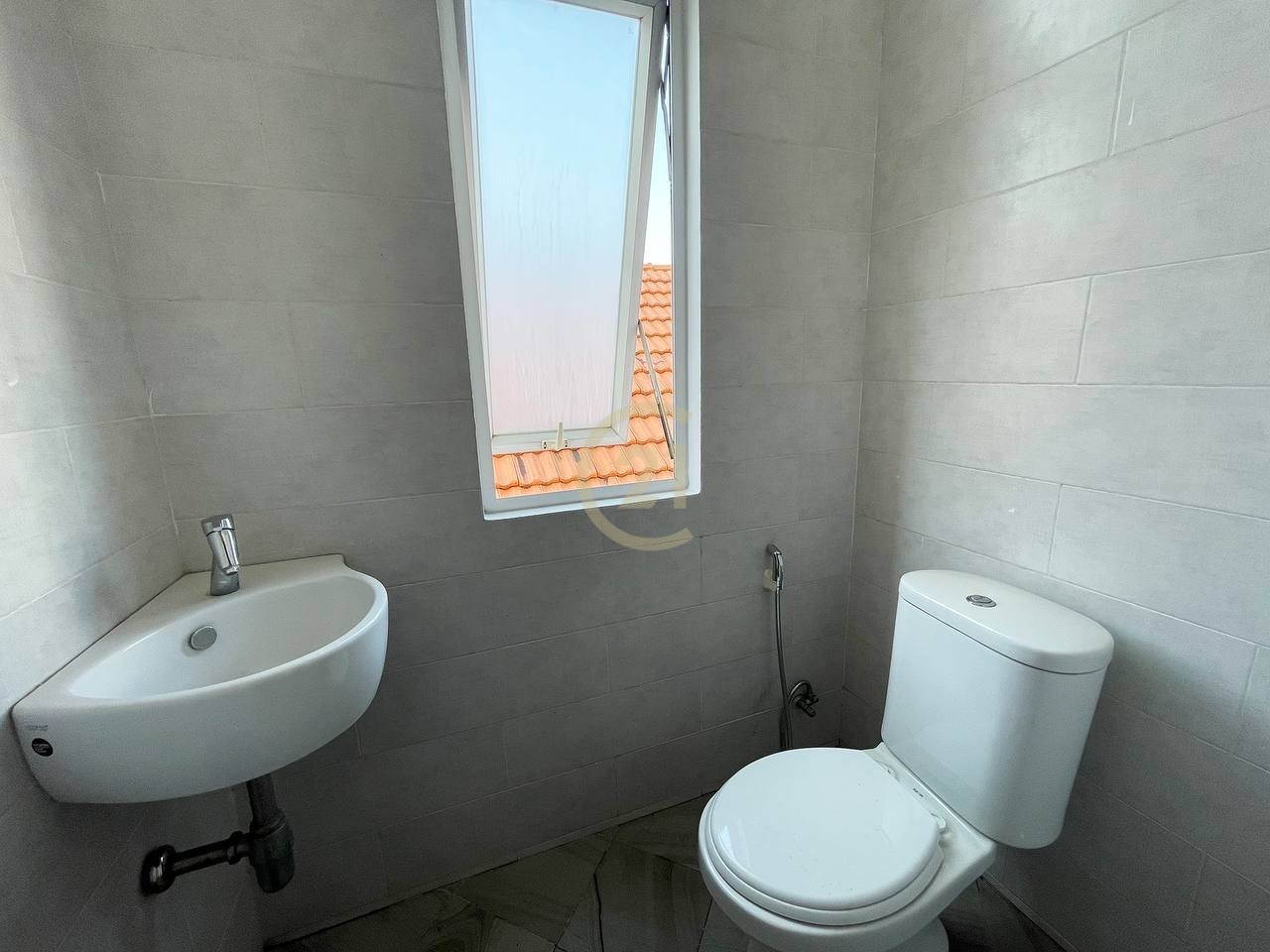 MODERN TWO BEDROOM FOR RENT