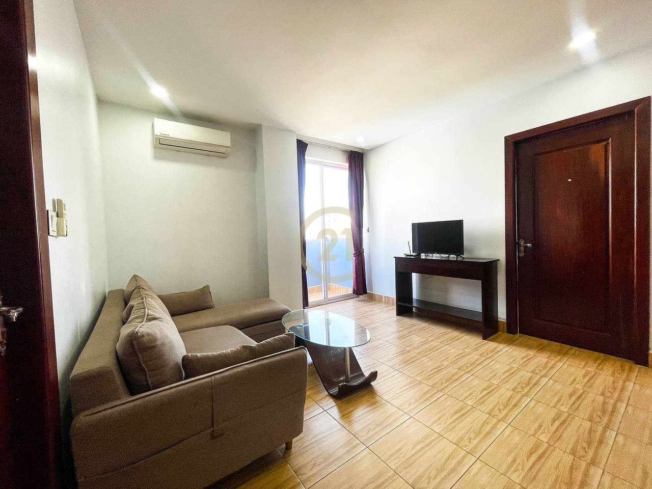 CLASSIC TWO BEDROOM FOR RENT