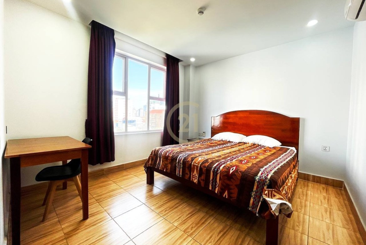 CLASSIC TWO BEDROOM FOR RENT