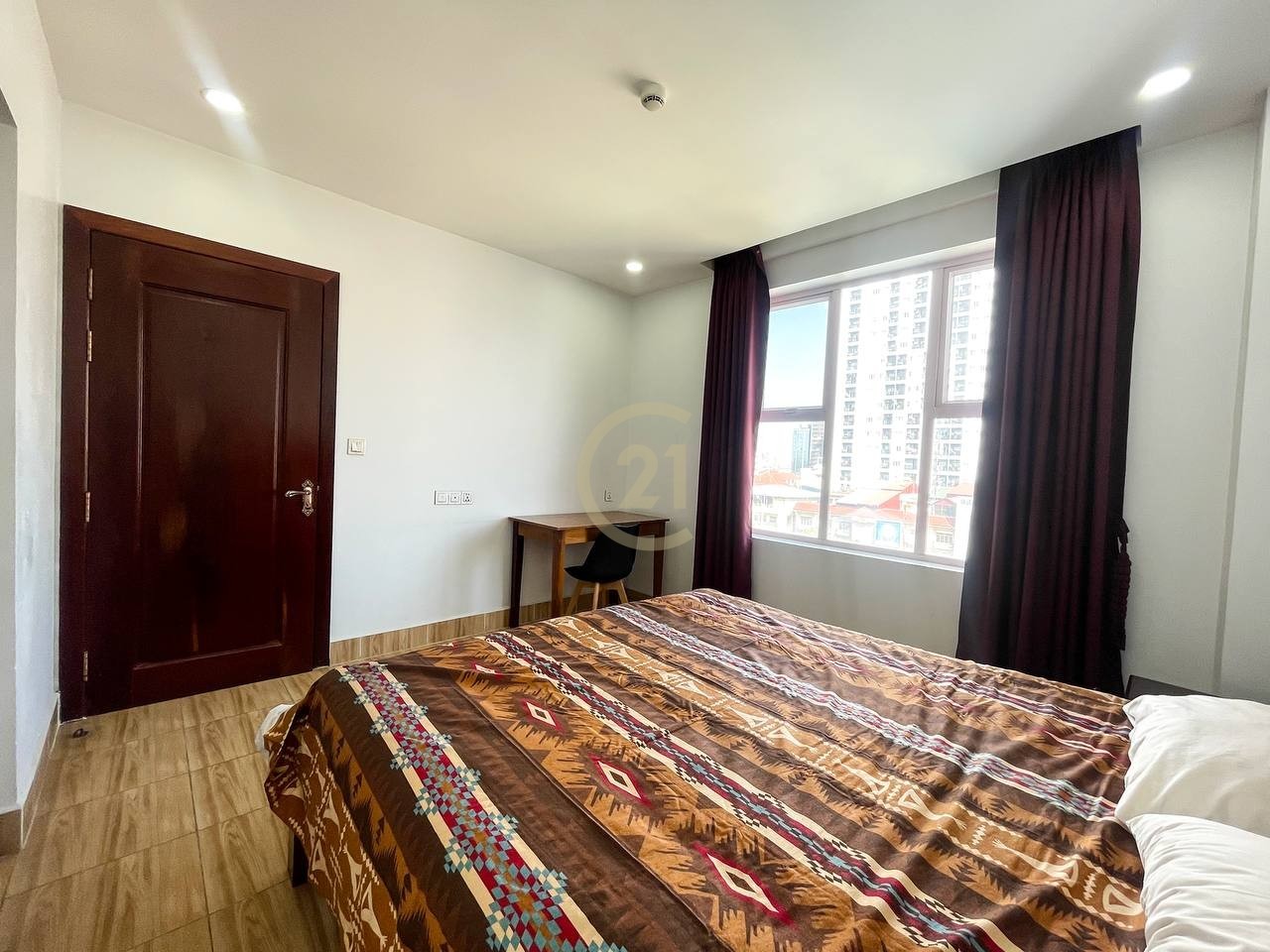 CLASSIC TWO BEDROOM FOR RENT
