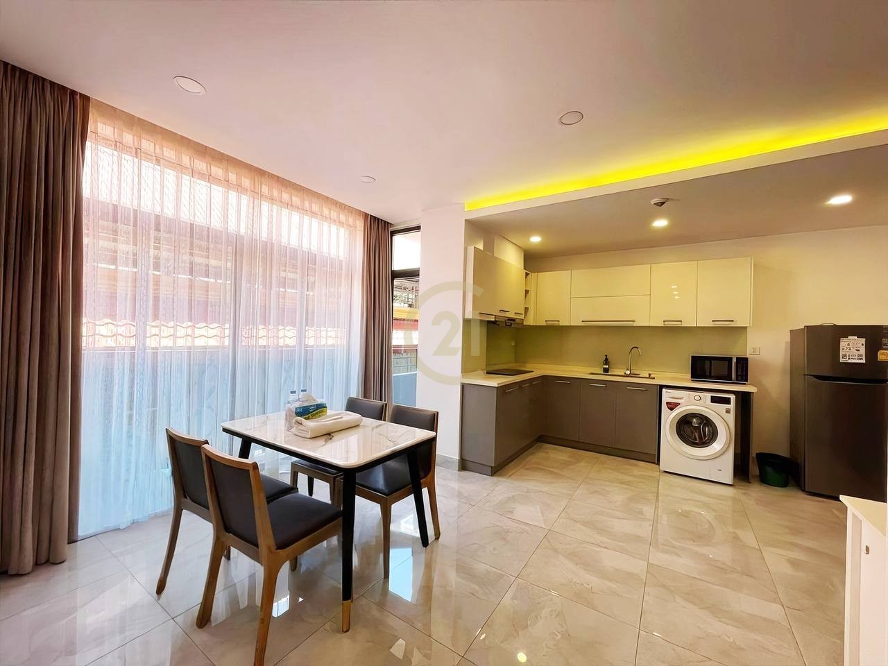 LUXURIOUS TWO BEDROOM FOR RENT