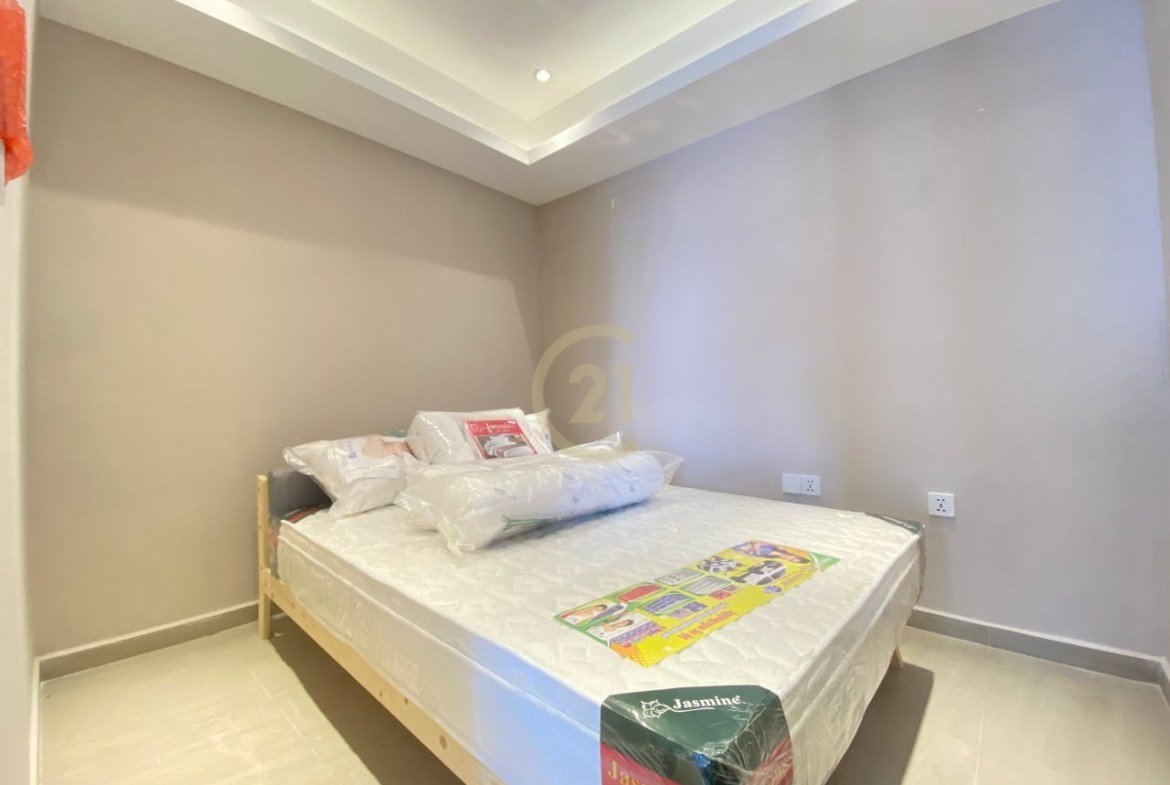 WESTERN TWO BEDROOM FOR RENT