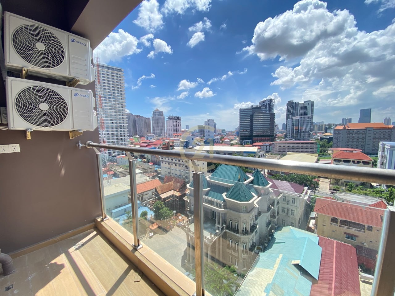 WESTERN TWO BEDROOM FOR RENT