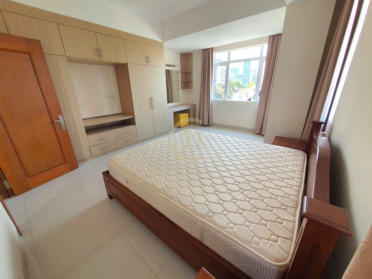 CLASSIC ONE BEDROOM FOR RENT