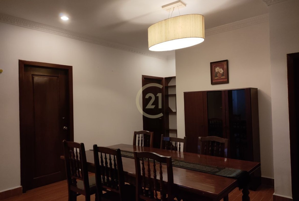 Western Three Bedroom for rent