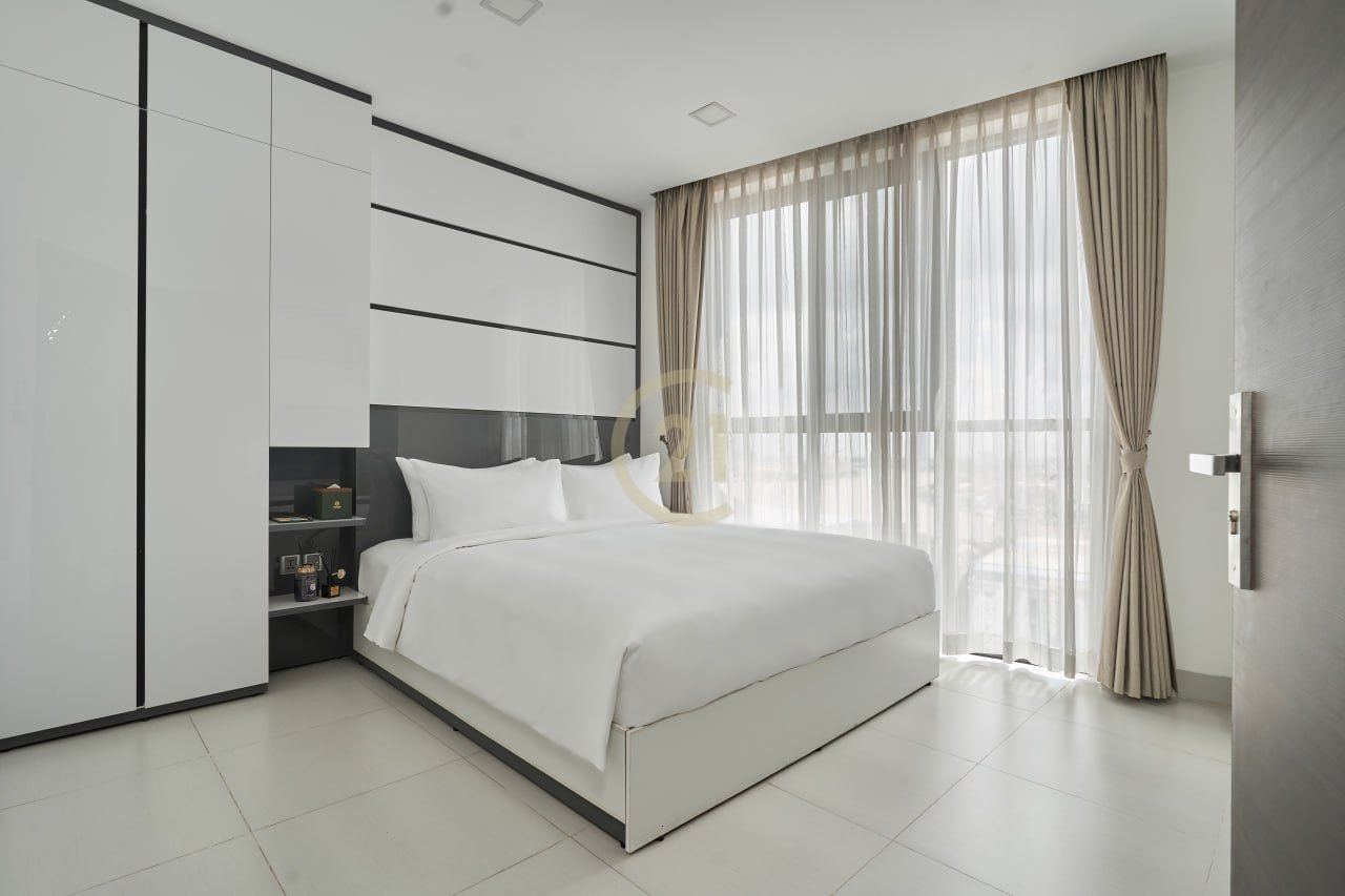 Modern 3 Bedroom Apartment For Rent At Chamkar Morn