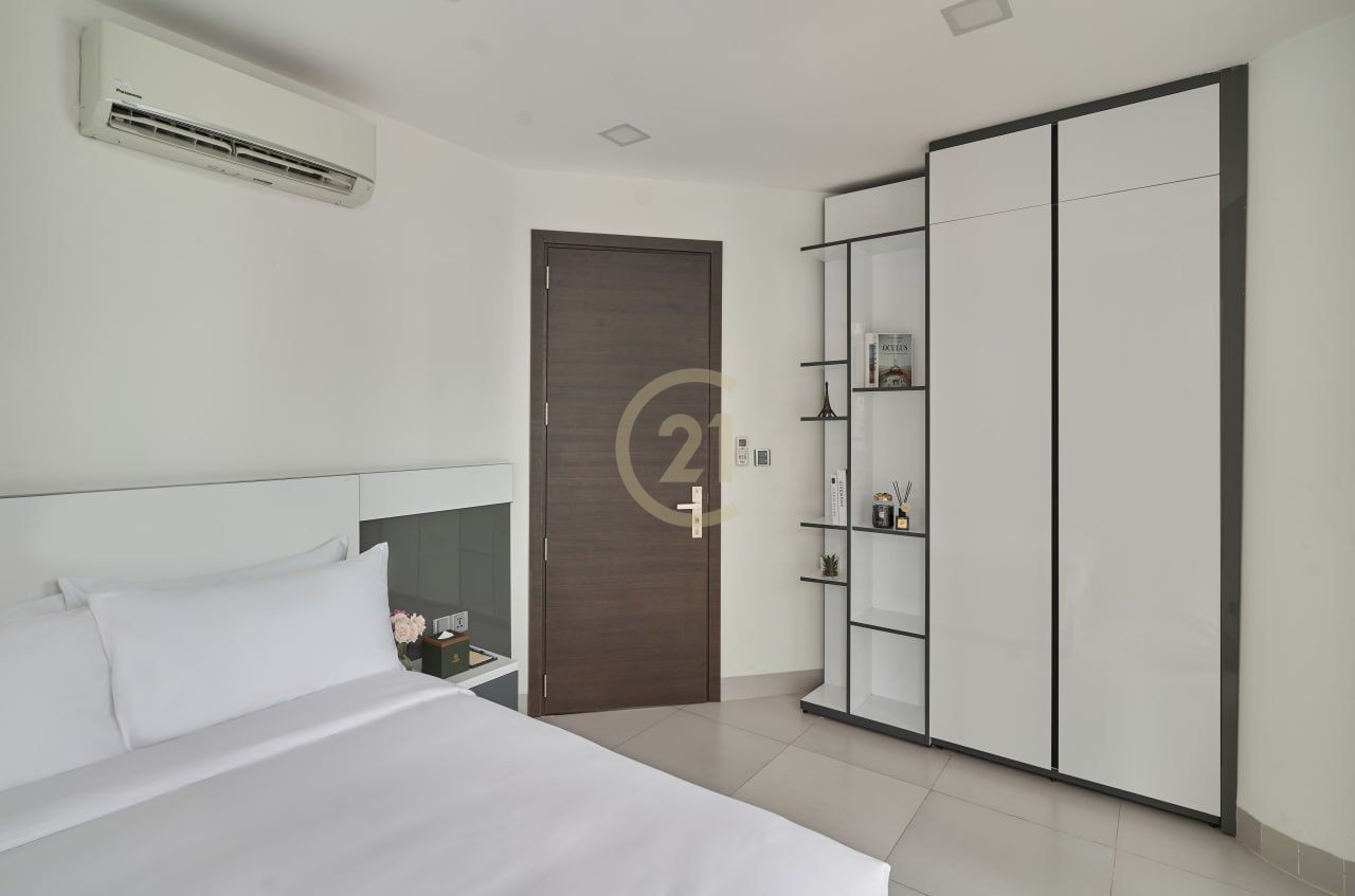 Modern 3 Bedroom Apartment For Rent At Chamkar Morn
