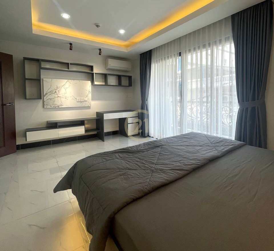 Brand new One Bedroom For Rent At BKK3