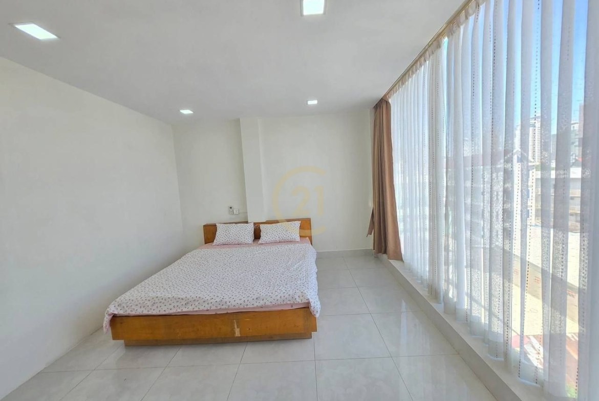 Western One Bedroom For Rent At Tonle Bassac