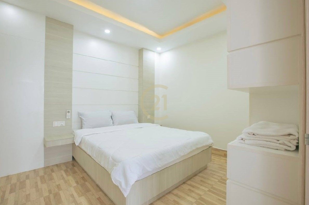 Luxury Two Bedroom For Rent At BKK1
