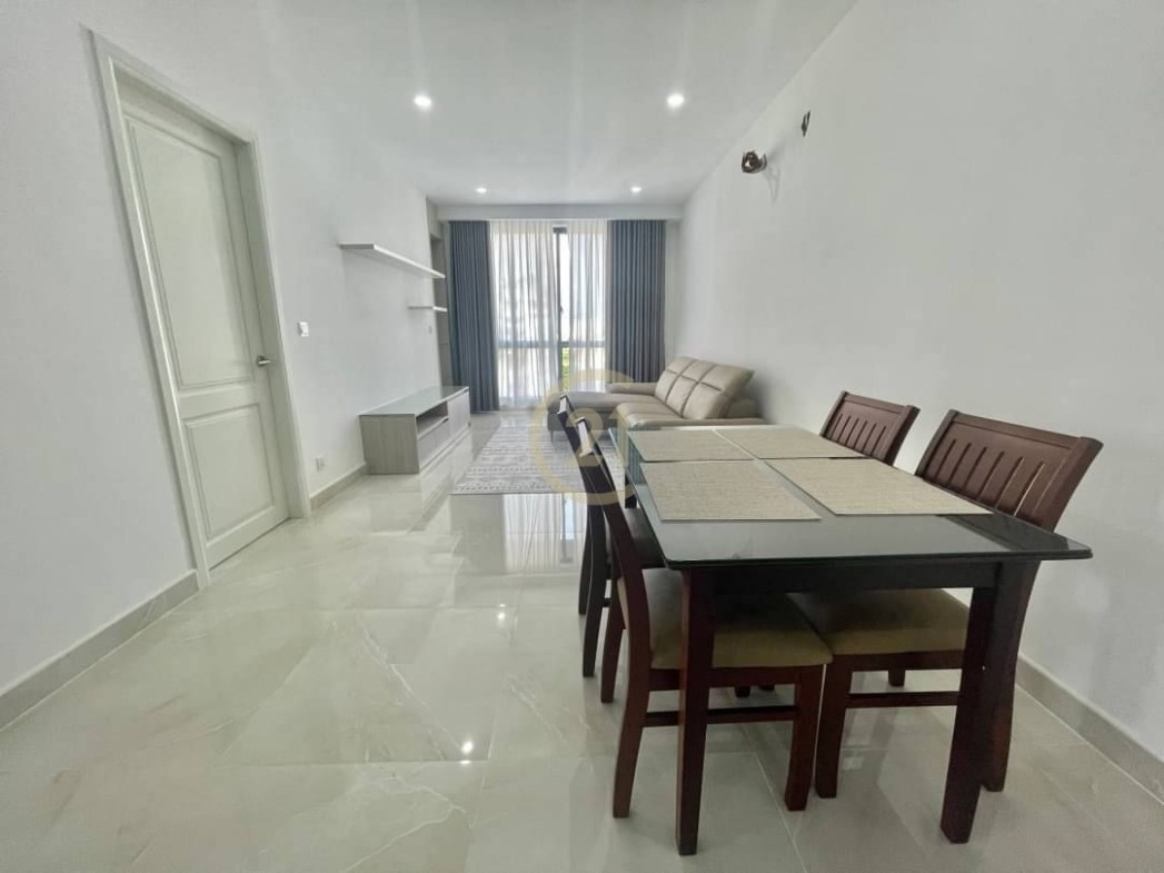 Luxury Two Bedroom For Rent At BKK1