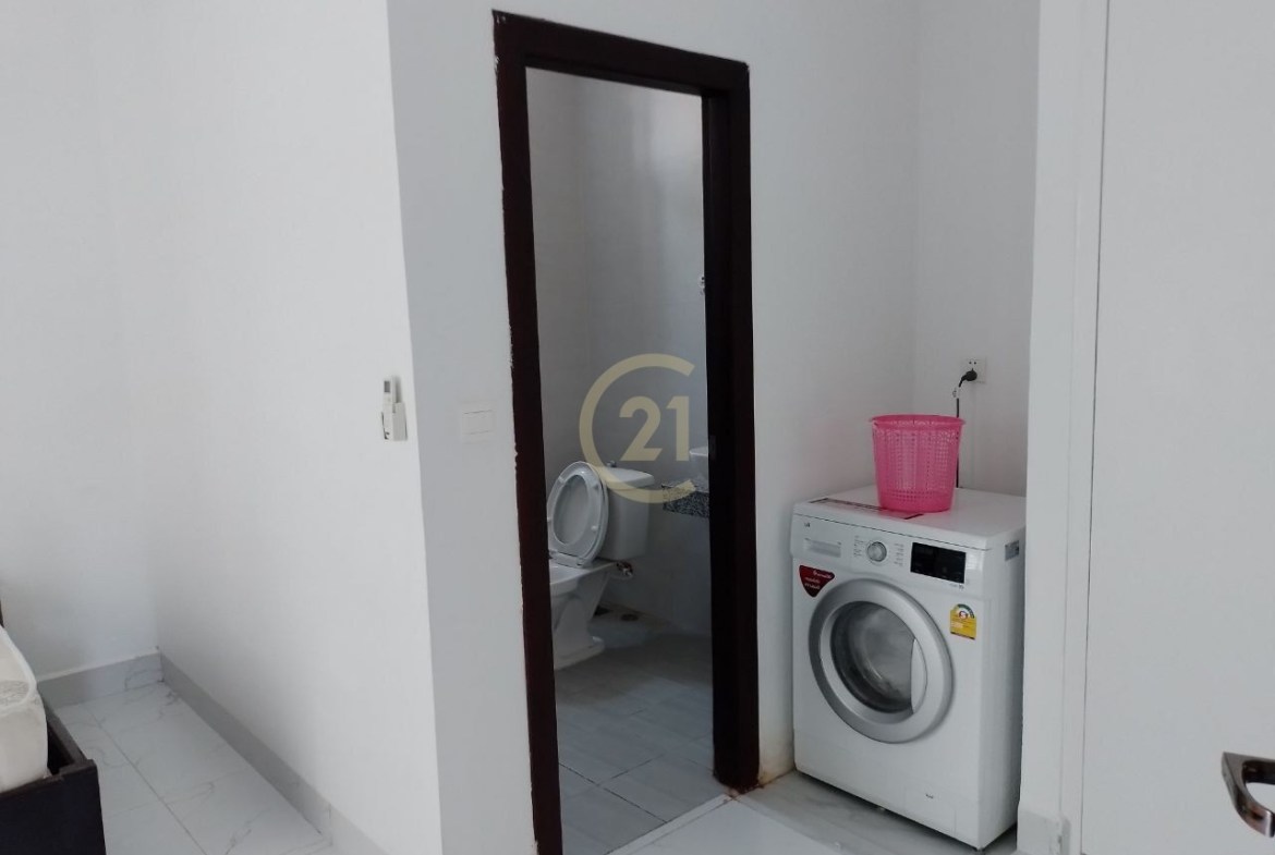 Cozy 1-Bedroom Apartment for Rent in Tonle Bassac