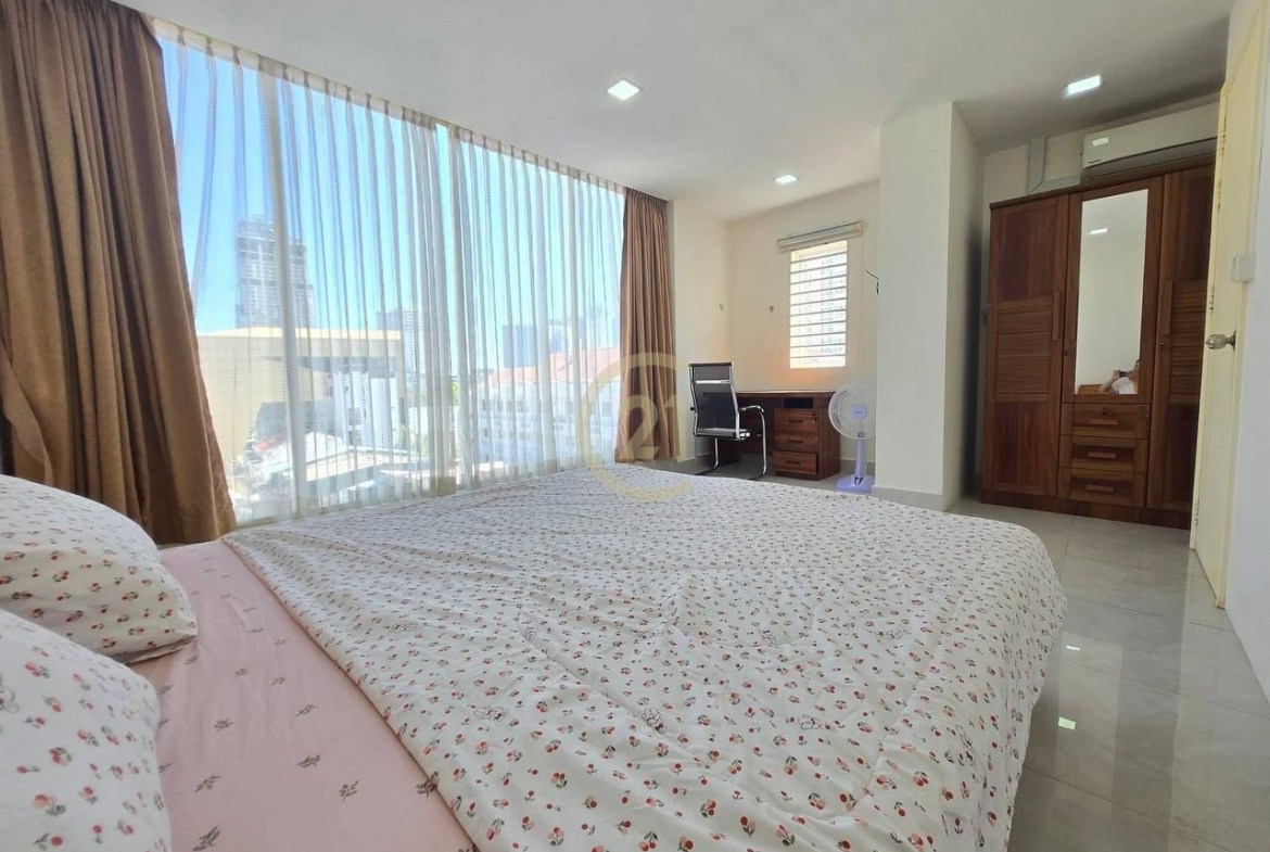 Western One Bedroom For Rent At Tonle Bassac